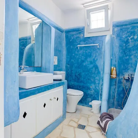 By The Sea With Pool Parasporos 1 Parikia (Paros)