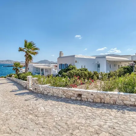 By The Sea With Pool Parasporos 1 Parikia (Paros)