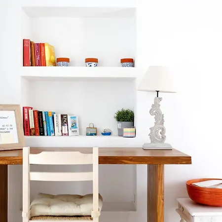 By The Sea With Pool Parasporos 1 Vila