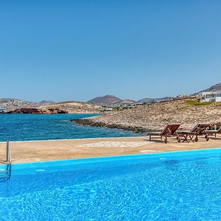 Vila By The Sea With Pool Parasporos 1 Páros